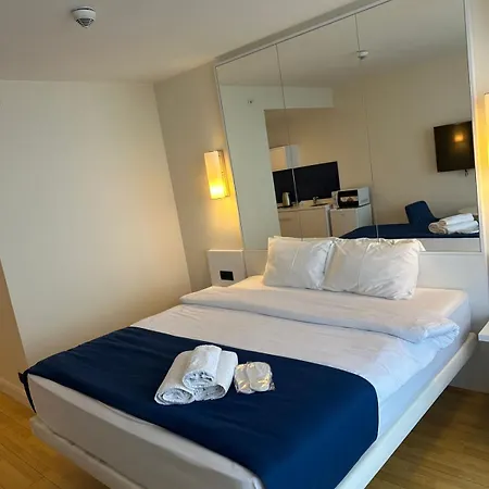 Hotel Orbi City Batumi Exterior photo