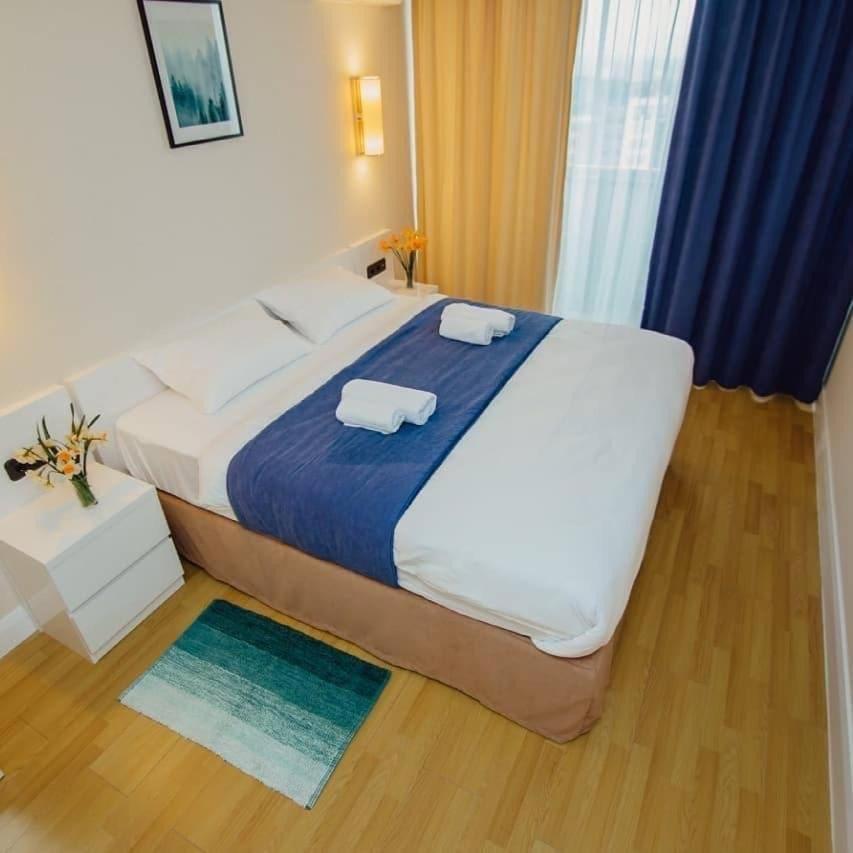Apartment Orbi *
